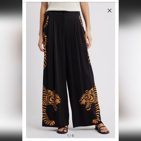 FARM Rio Pants - MWOT FARM RIO BLACK TIGER WIDE LEG PAMTS IN BLACK